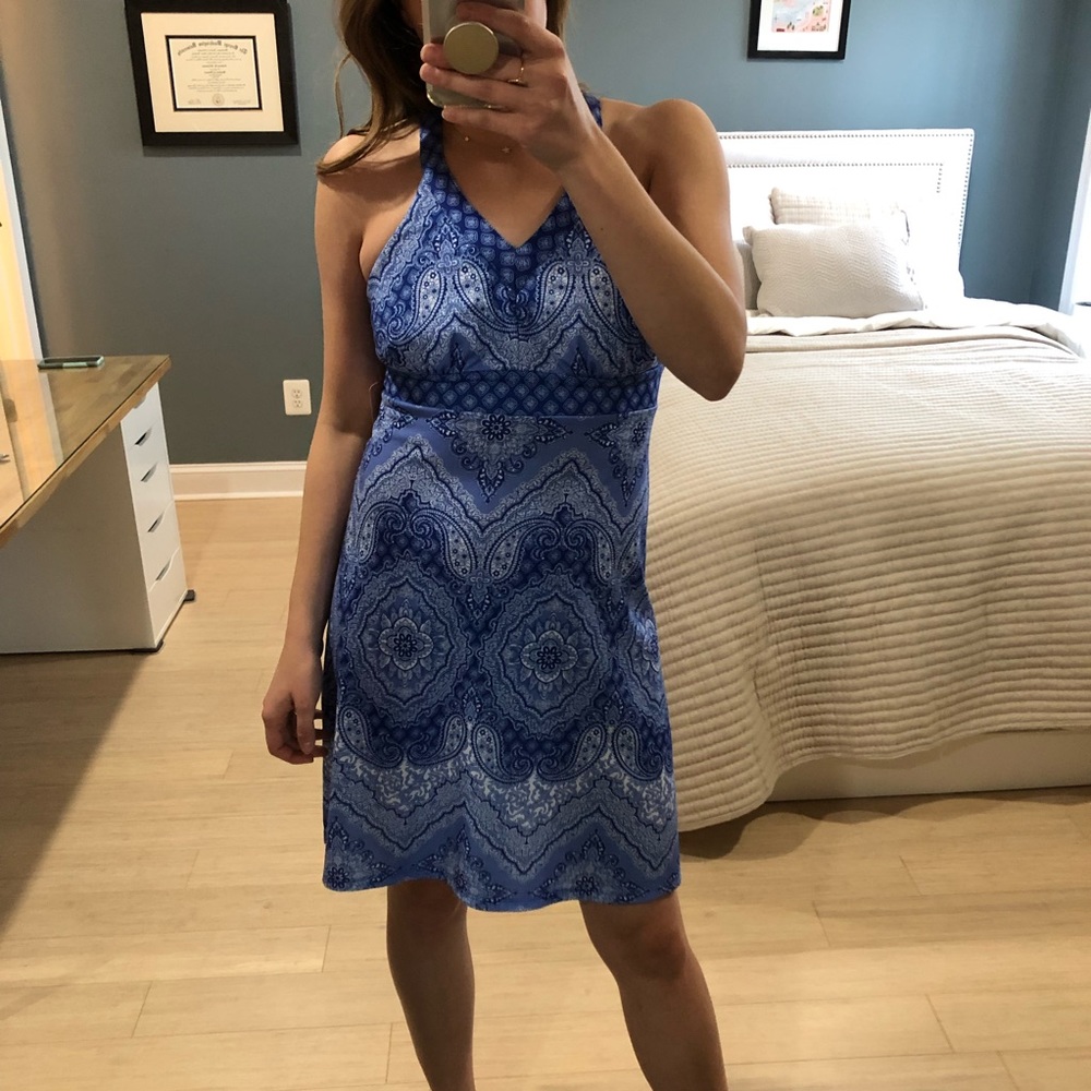 ZeroXposur NWT Outdoor Blue Paisley SPF Racerback Workout Athletic Dress XS